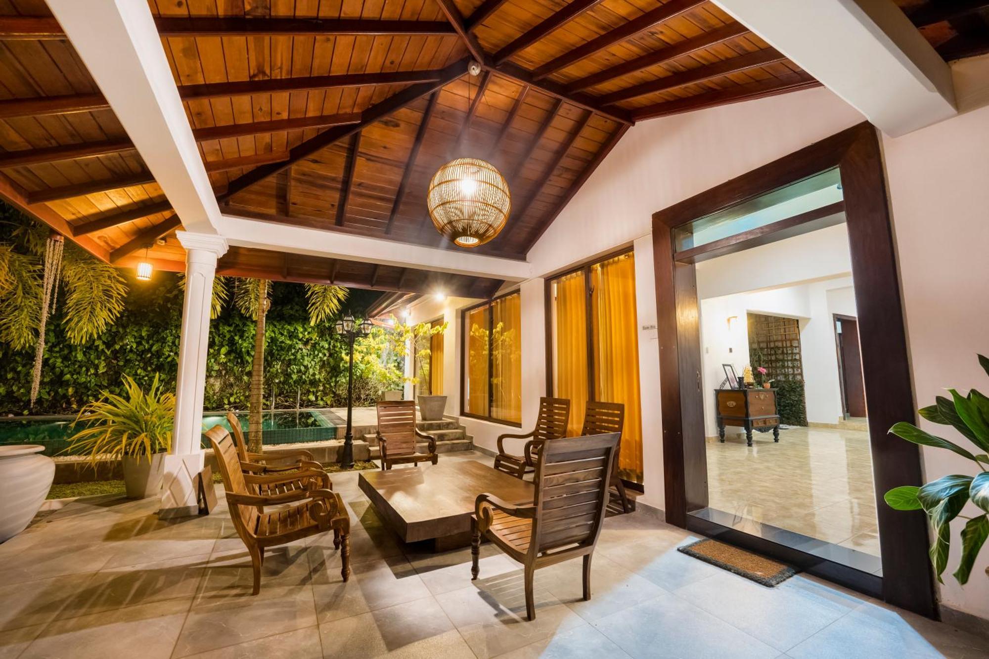 Thithi'S Palace Mirissa Exterior photo
