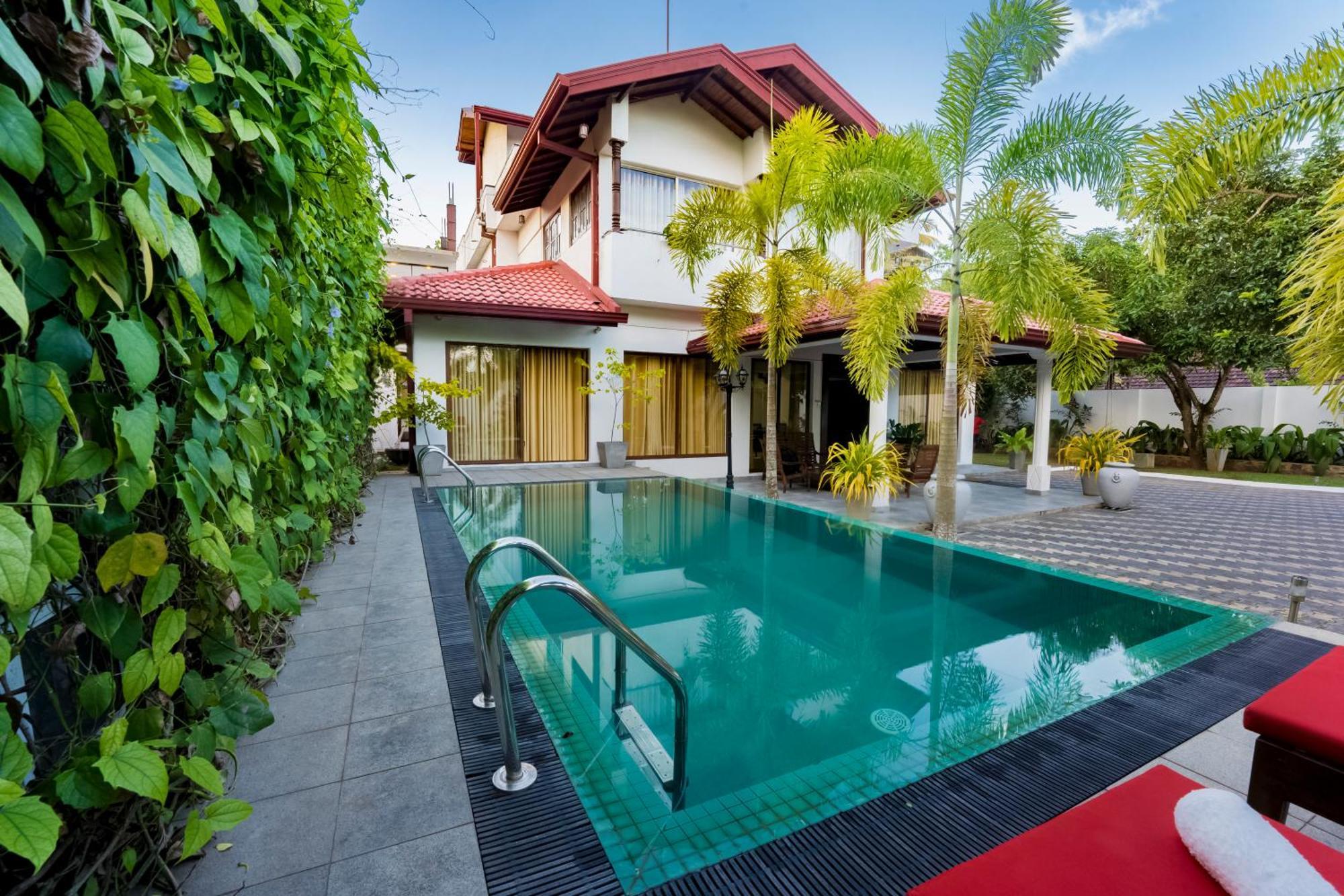 Thithi'S Palace Mirissa Exterior photo